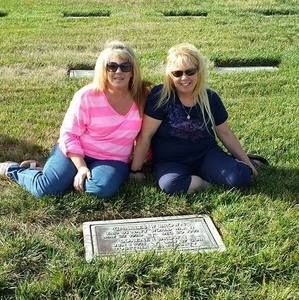 Meet your Posher, Bobbie